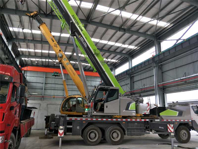 范县高空车出租需要注意哪些安全事项？