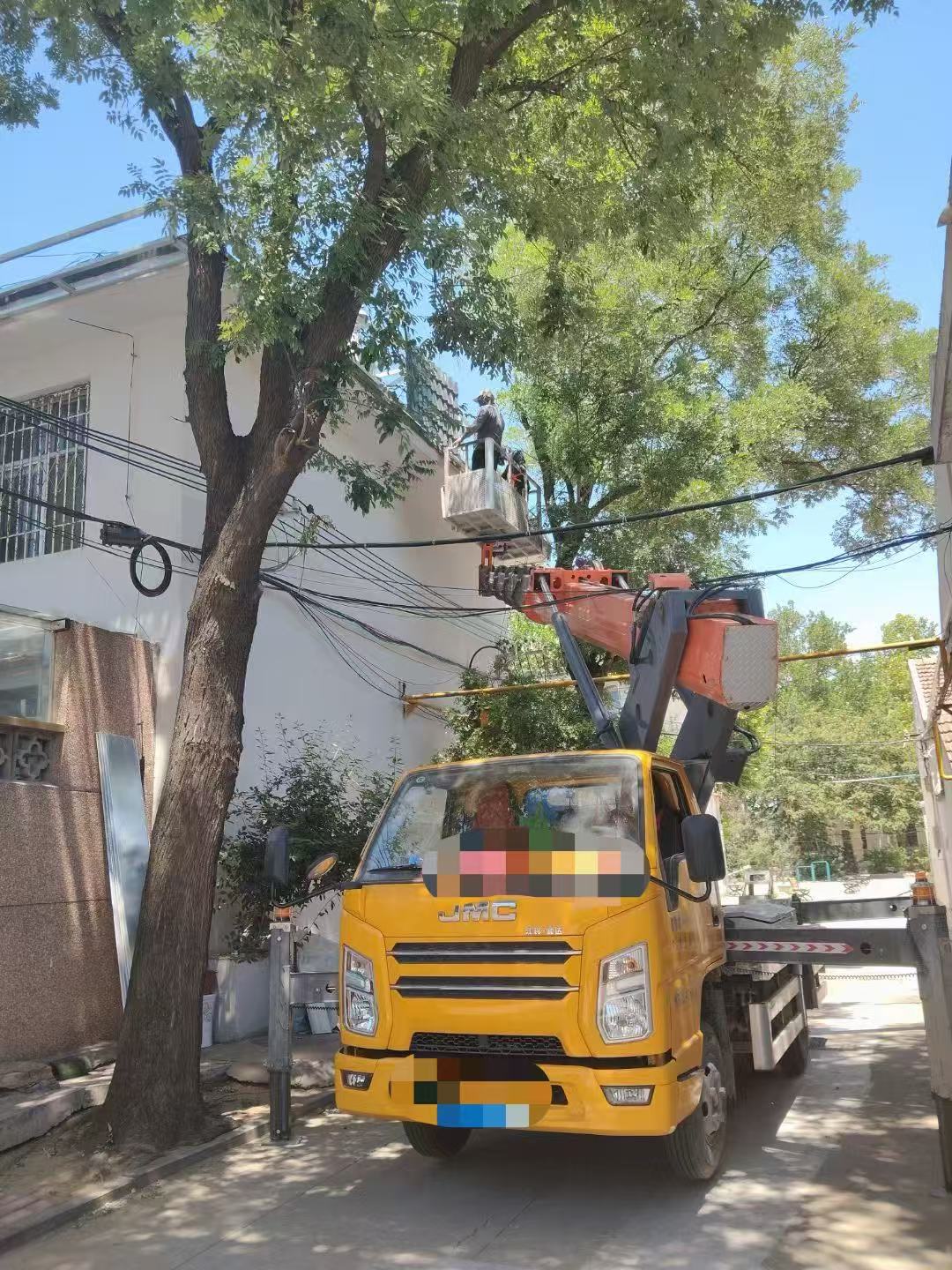 范县高空作业车能吊装重物吗？最大承载多少公斤？